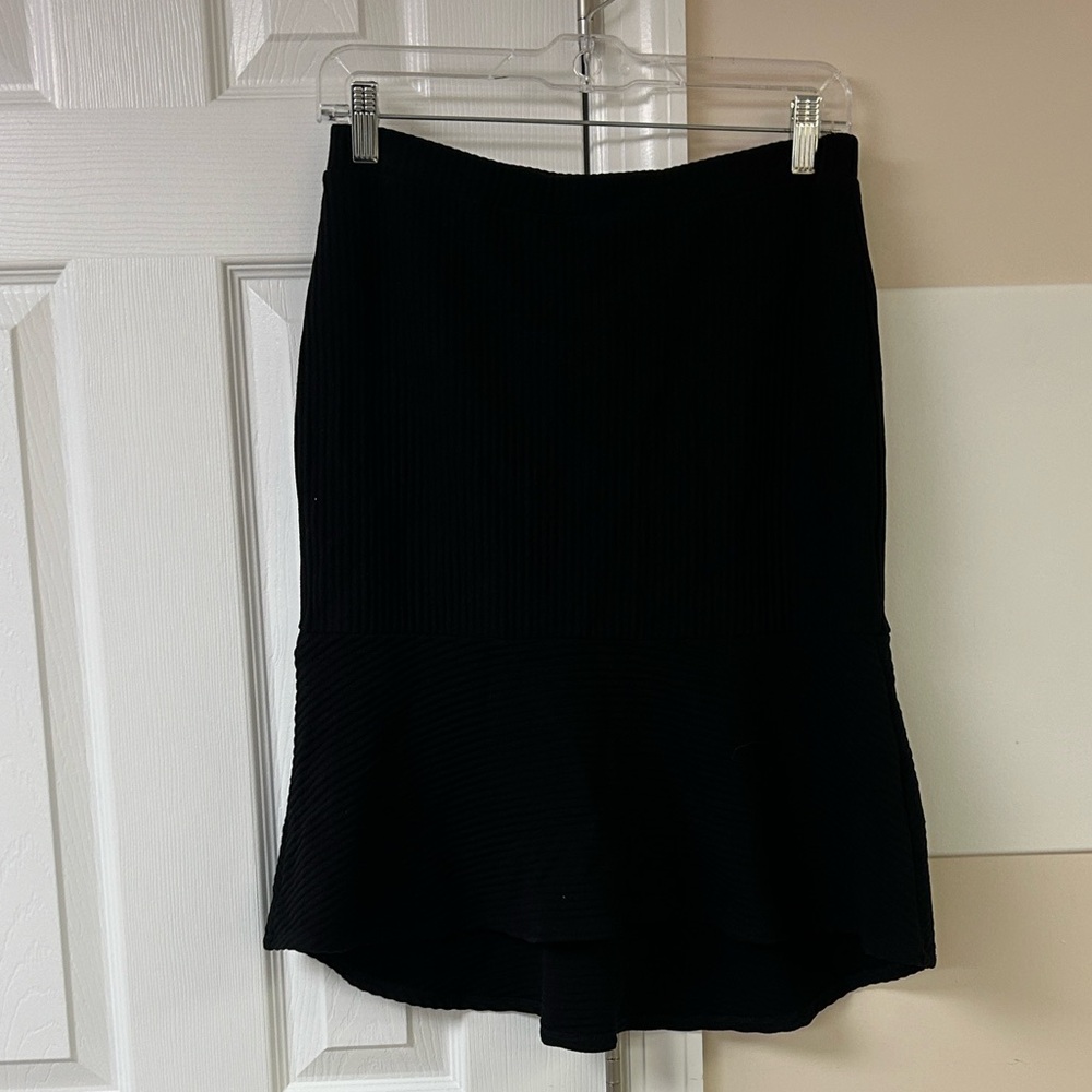 Ella Moss Ribbed Midi Skirt